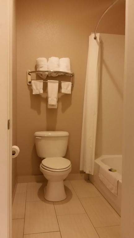 Atria Inn & Suites Three Rivers Habitación foto
