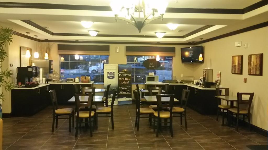 Atria Inn & Suites Three Rivers Exterior foto